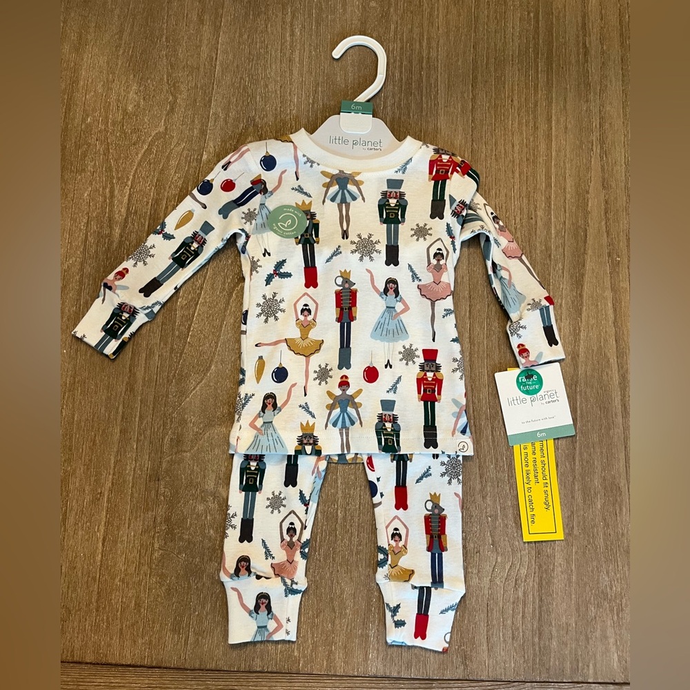 NWT NEW Carter’s Little planet 2 pc ORGANIC Cotton Nutcracker Pajamas Set-sz 6m